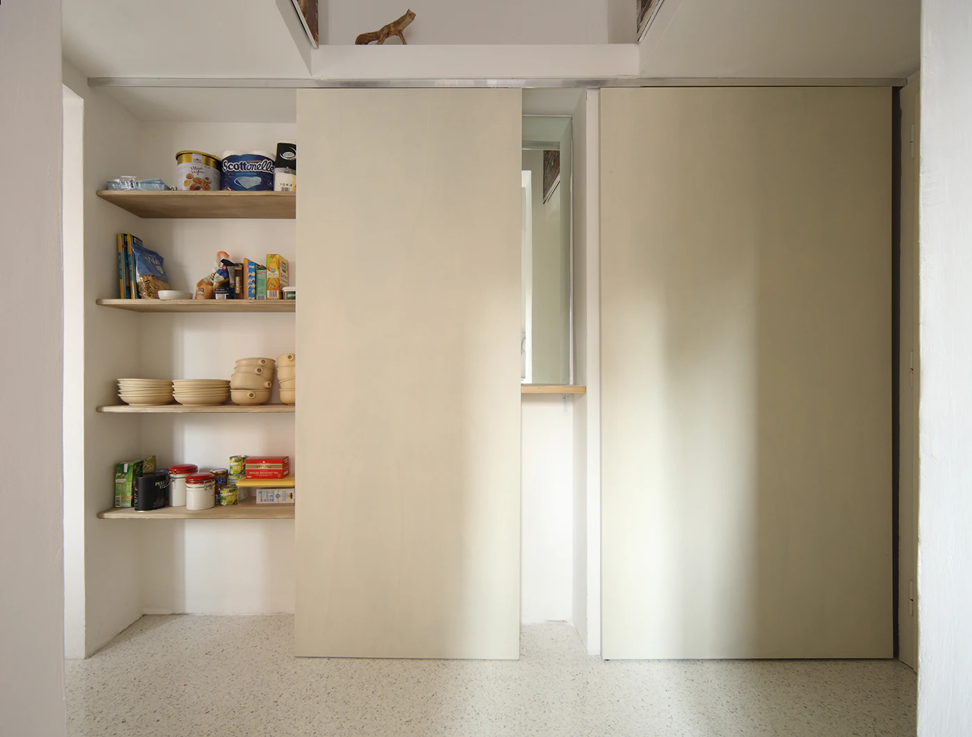 PANTRY (팬트리)